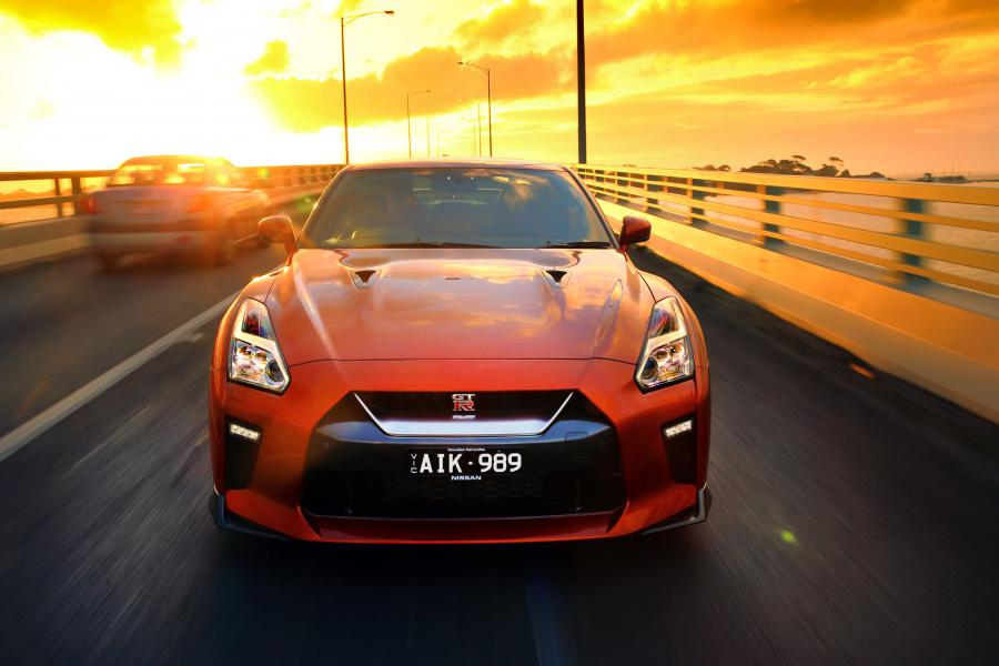  Nissan GT-R 2016 года  (AU) (фото 18 из 28)